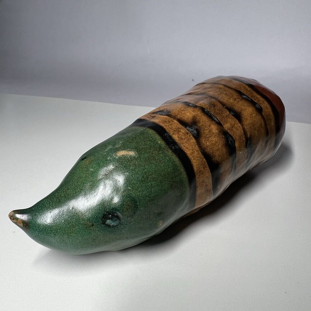 Vintage Peruvian Gourd Art Rattle Maraca Shaker Figurine Peru Hedgehog Beetle